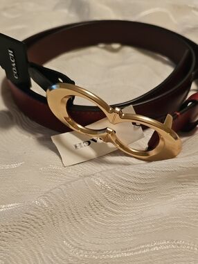 Coach Women’s Red Leather Belt with Gold Signature Buckle Size Large